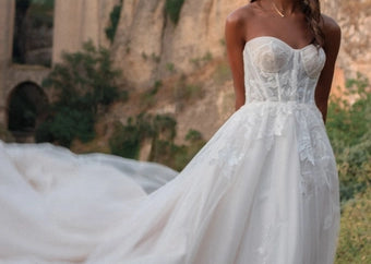 Wilderly Bride Aston