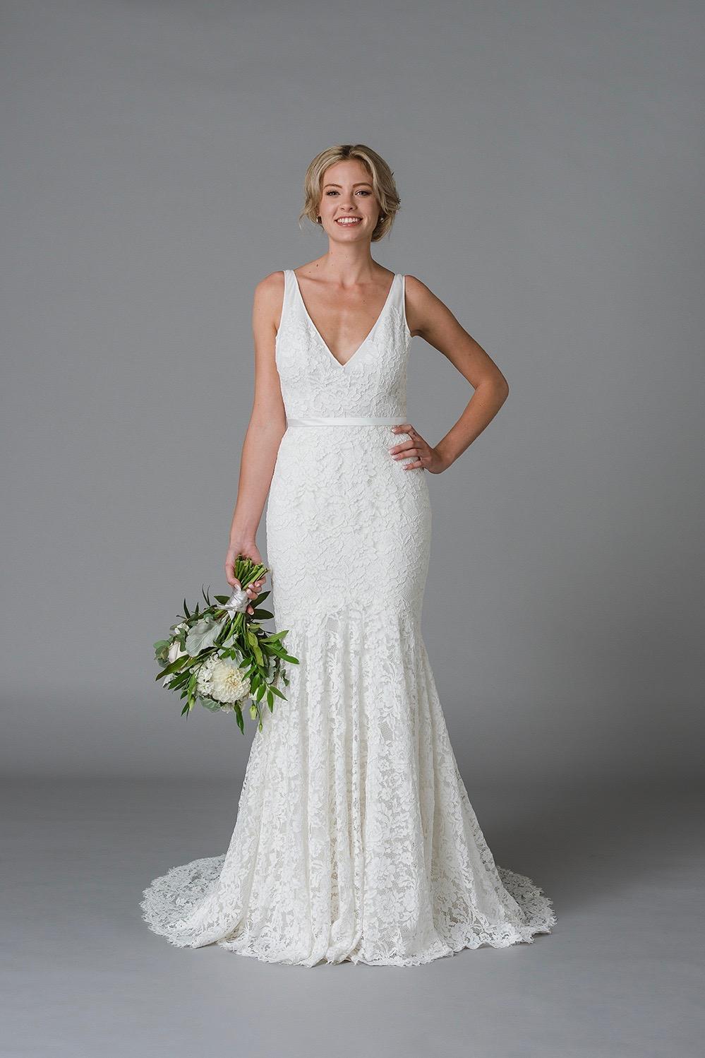 PERFECT BRIDAL GOWN