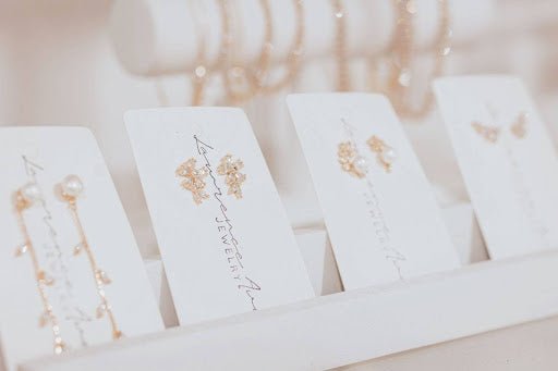 BRIDAL ACCESSORIES: COMPLETING YOUR LOOK FOR YOUR WEDDING IN CORNWALL - Love and Lee Apparel