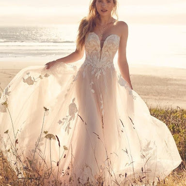 PLUS SIZE WEDDING DRESSES