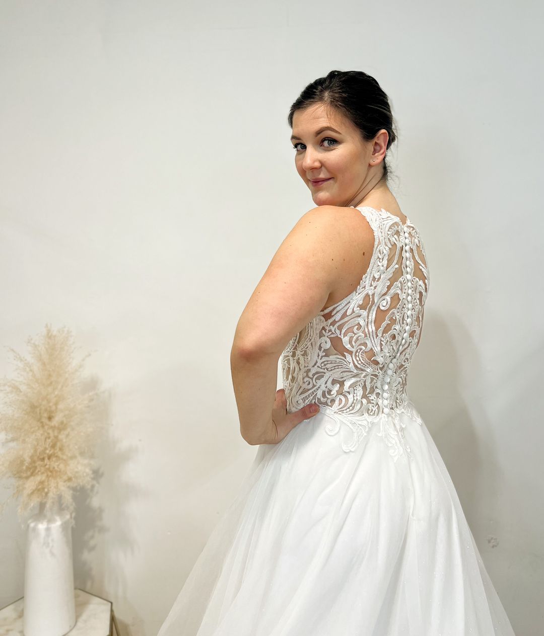 SAYING 'I DO' IN STYLE: LOVE AND LEE'S BRIDAL DRESSES SWEEP OTTAWA - Love and Lee Apparel
