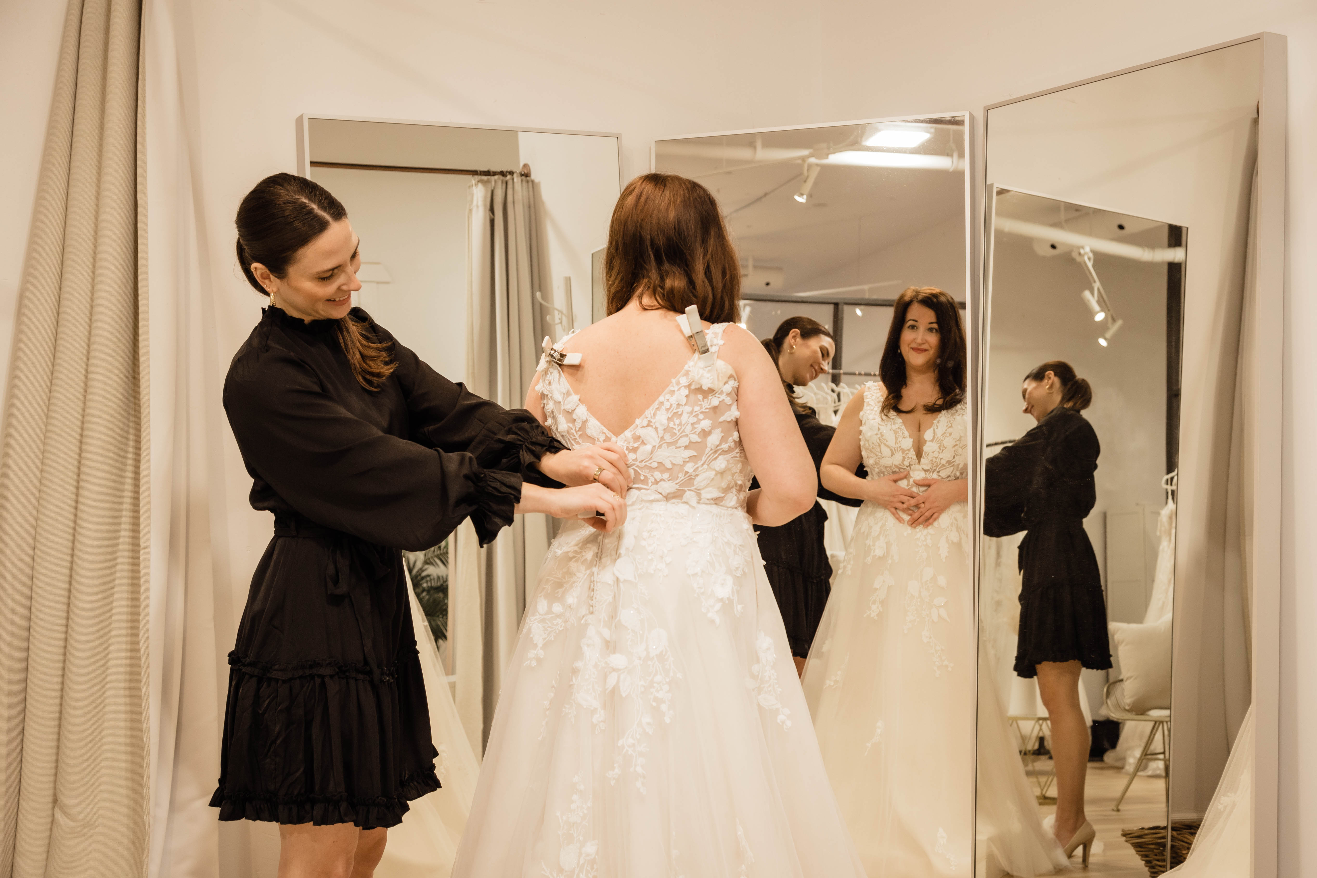 BRIDAL DRESSES IN OTTAWA: FINDING YOUR SIGNATURE STYLE - Love and Lee Apparel