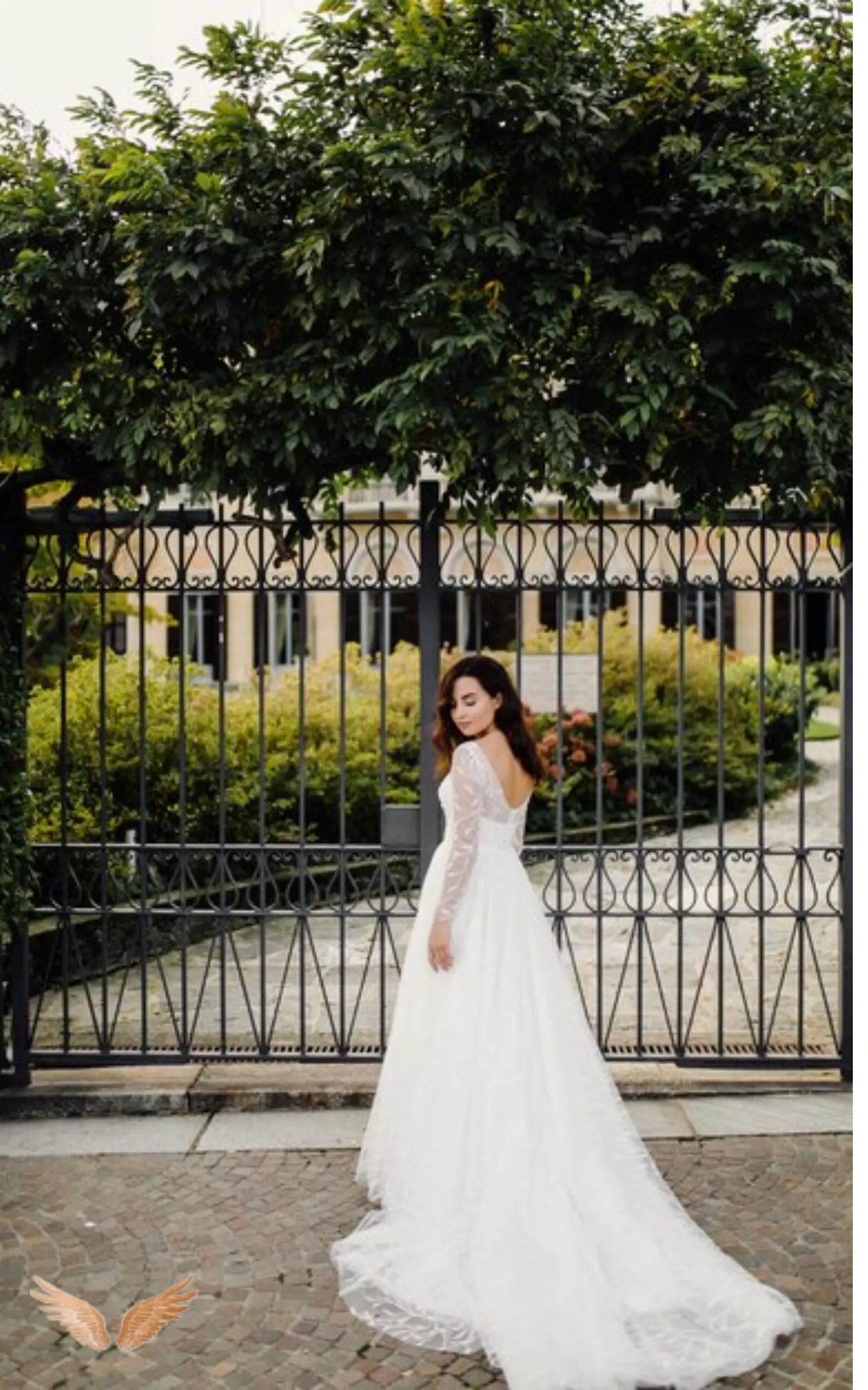 A bride wearing a perfect bridal dress in Montreal.