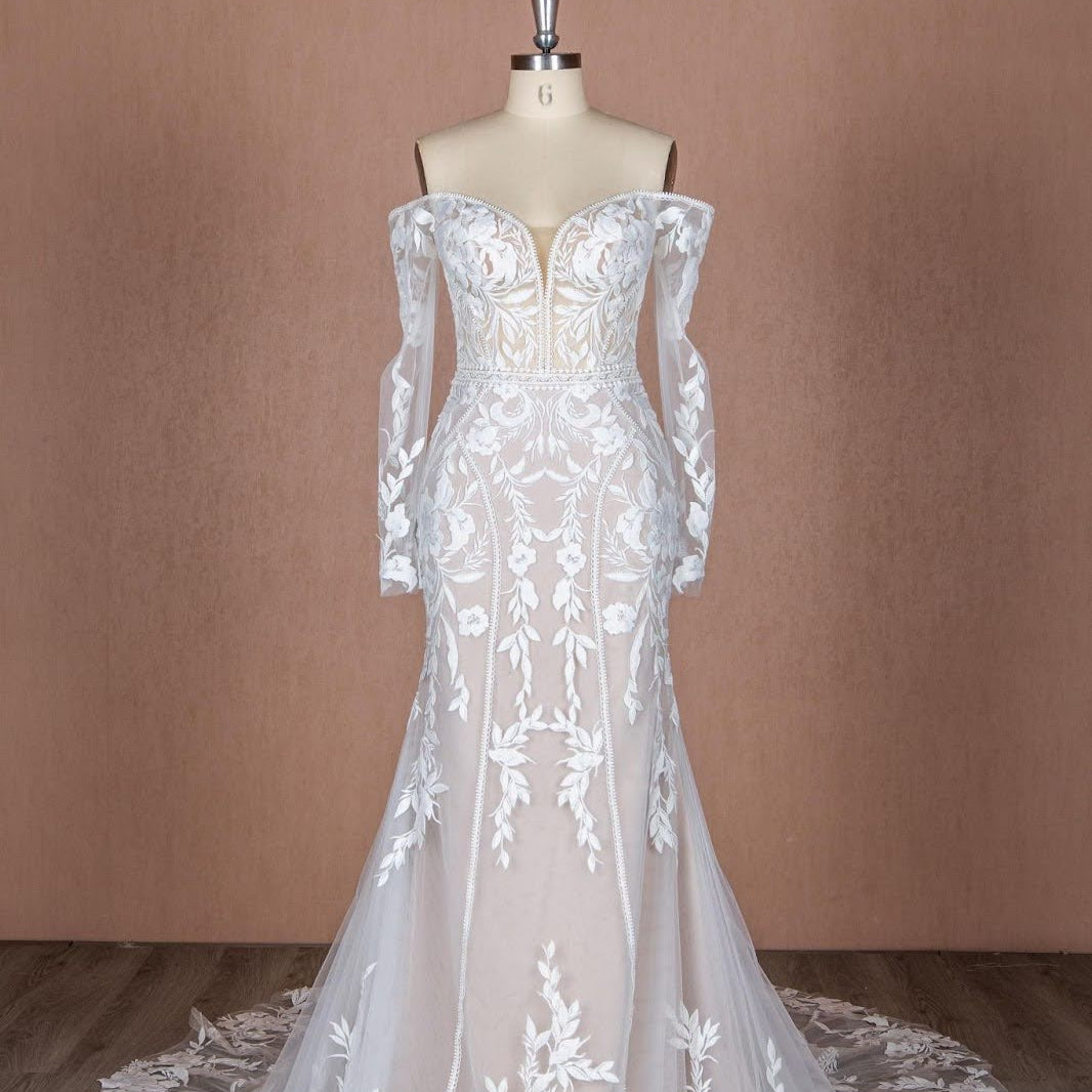 Winter Picks for the most Elegant Bridal Dresses in Ottawa