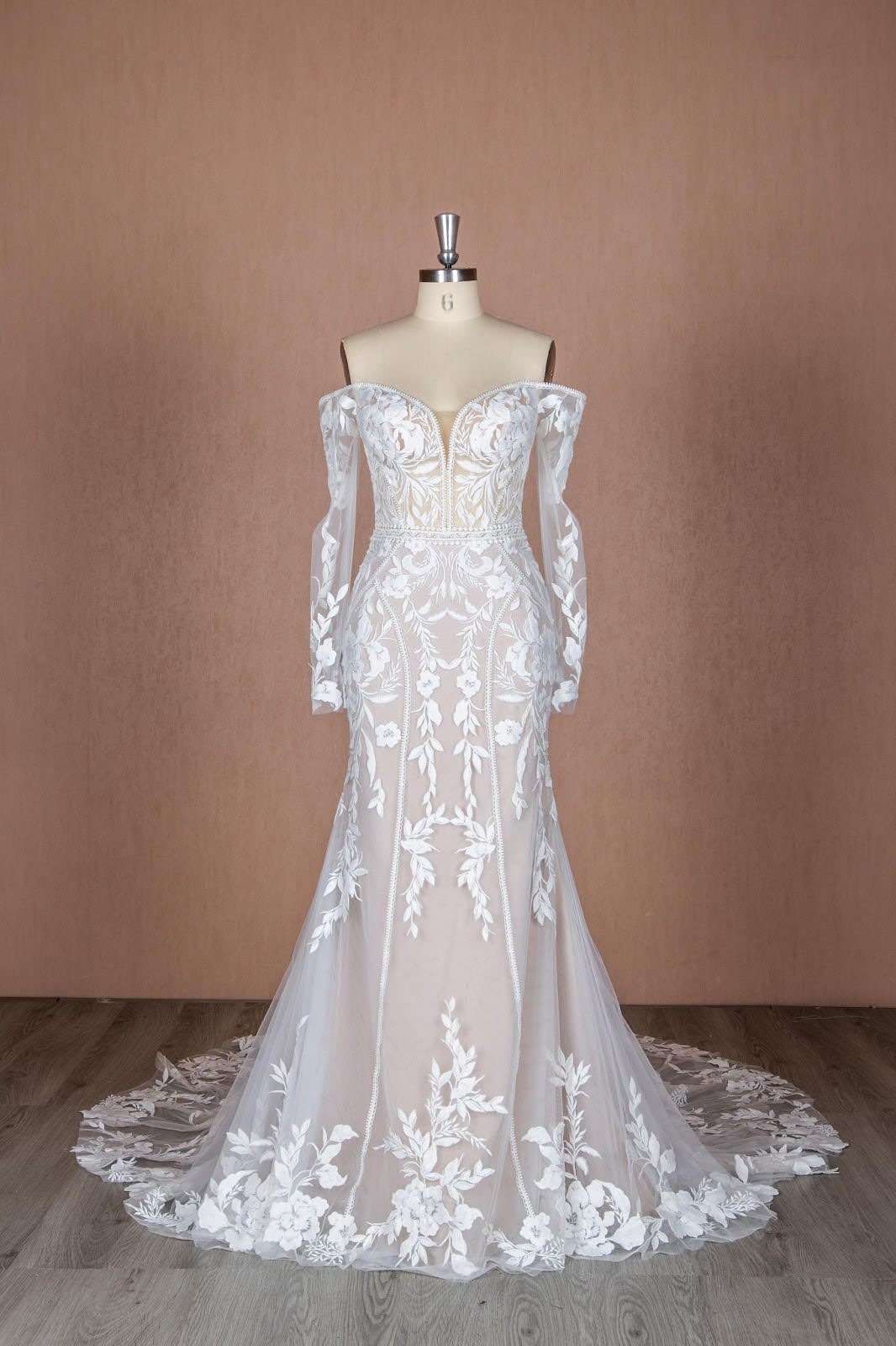 Winter Picks for the most Elegant Bridal Dresses in Ottawa