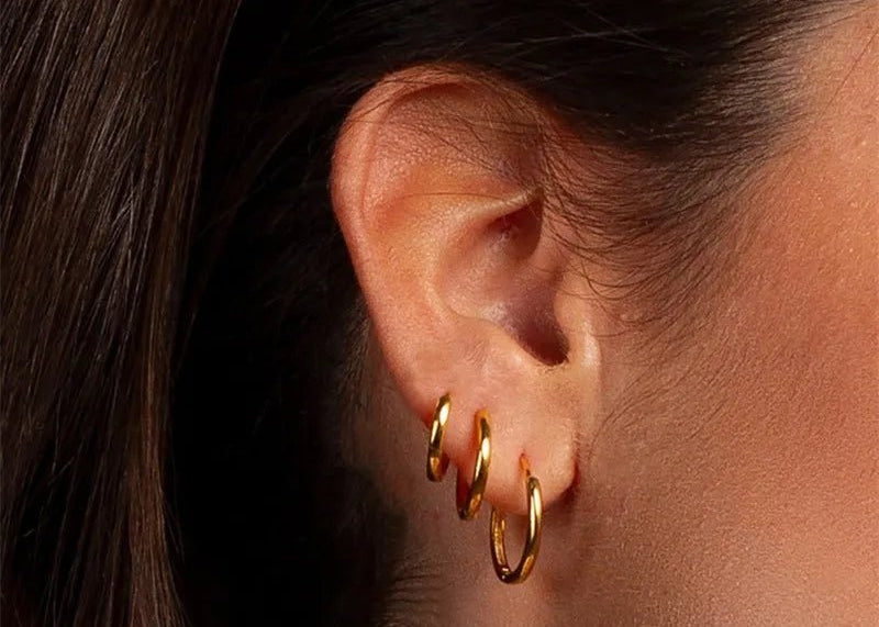 Size Large Basic 20mm Huggie Hoop Earrings - 18K Gold Plated - Love and Lee Apparel