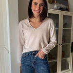 The Aurelie Long Sleeve V - Neck Knit Pullover Sweater - Love and Lee Apparel