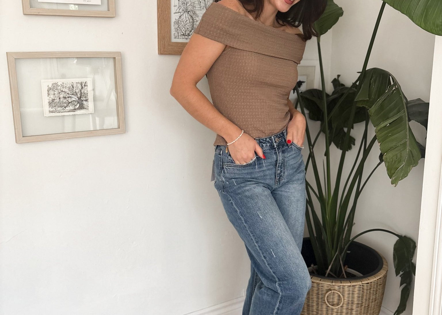 Katie High Waisted Medium Wash Barrel Jeans - Love and Lee Apparel