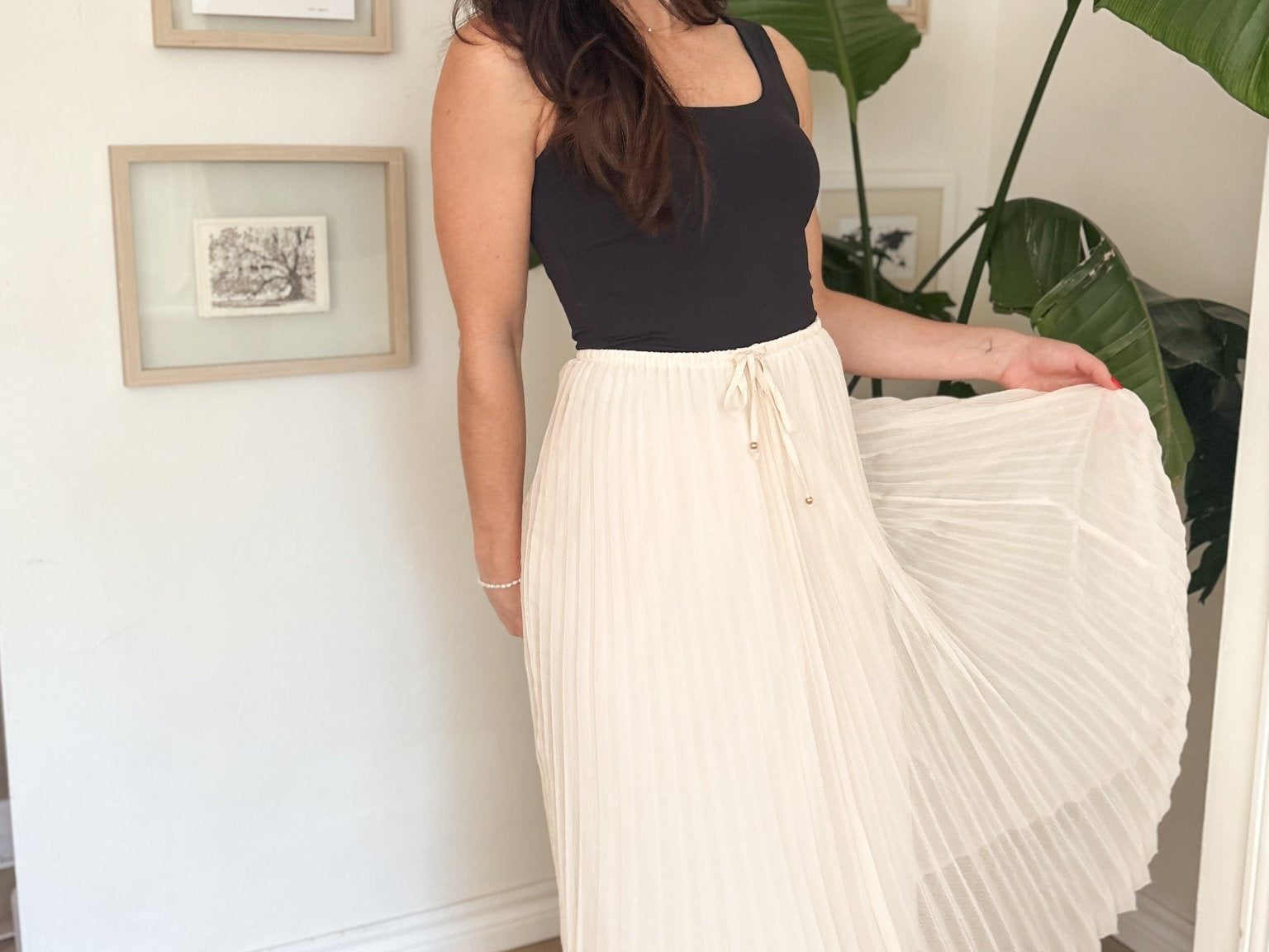 Tia High Waisted Pleated Skirt - Love and Lee Apparel