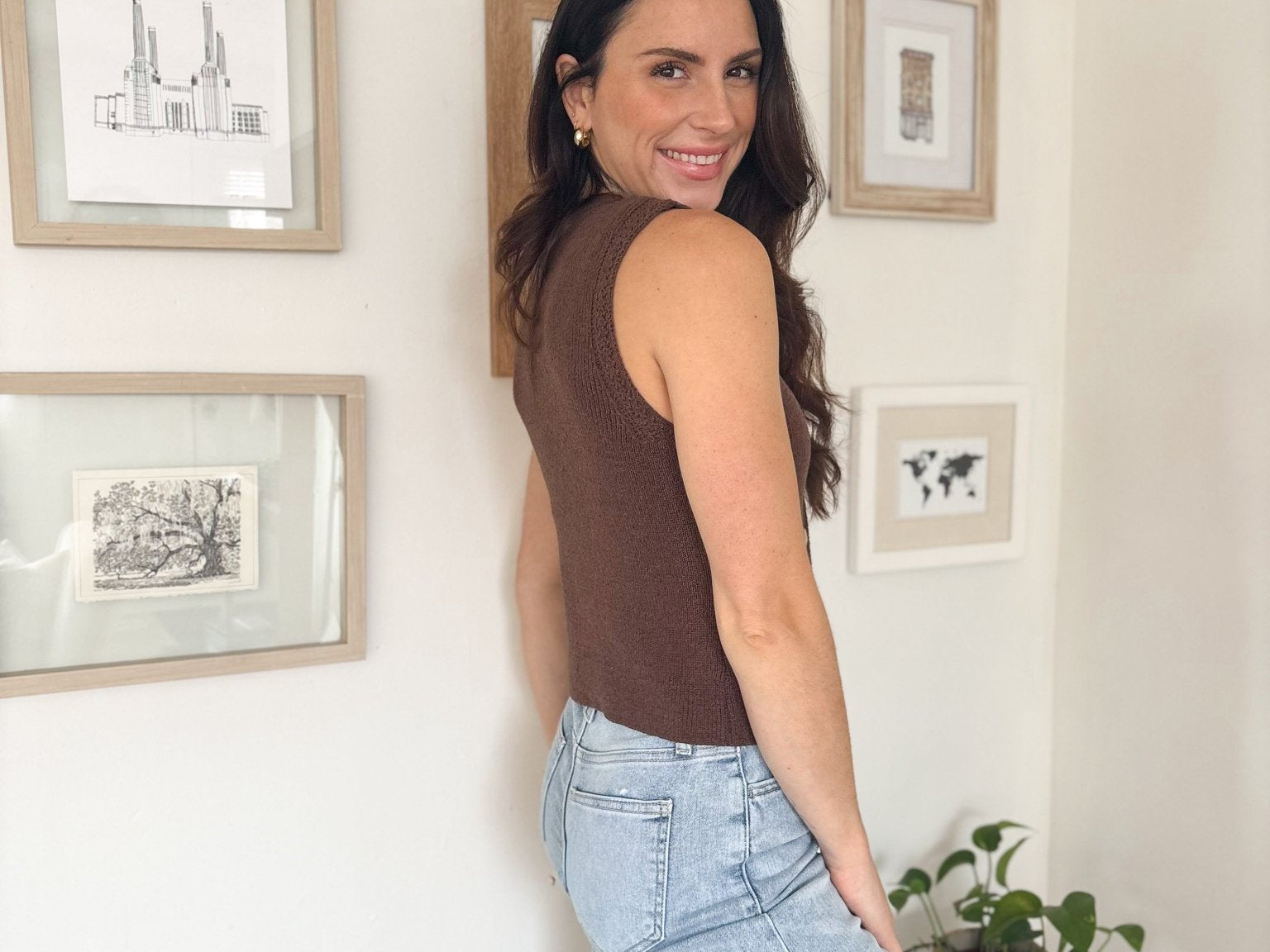 The Rowan Knit Sleeveless Vest - Love and Lee Apparel