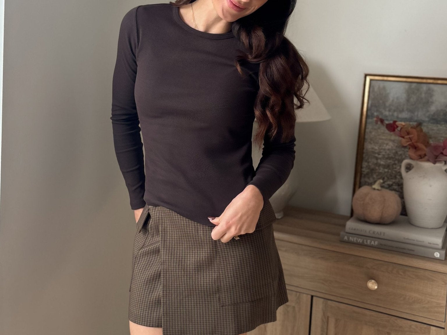 The 'Hickory & Clove' Houndstooth Belted Mini Skirt - Love and Lee Apparel
