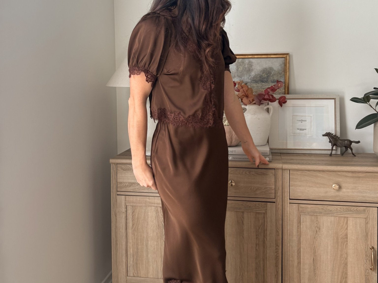 The 'Harvest Gathering' Satin Lace Hem Slip-On Pencil Skirt - Love and Lee Apparel