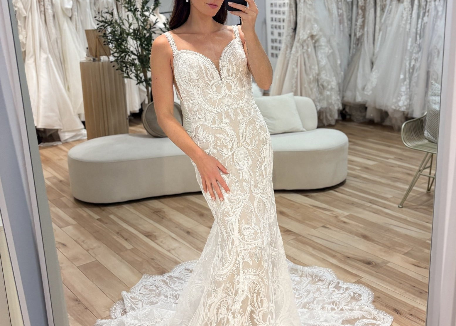 Roma - Love and Lee Apparel