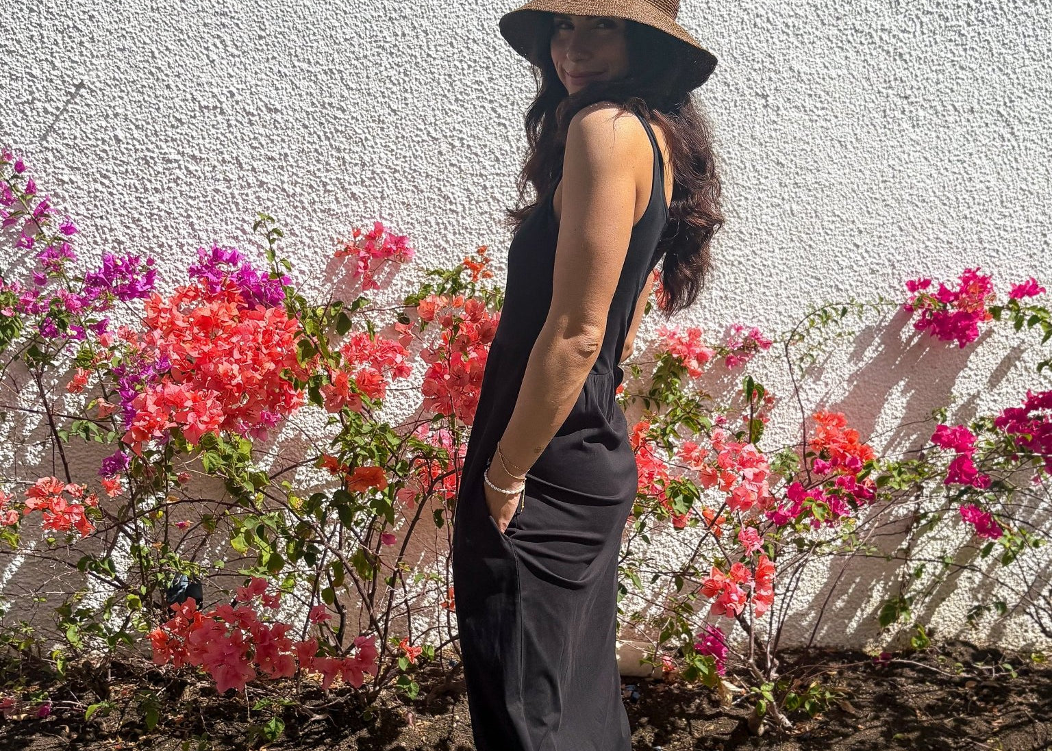 The Maylee Sleeveless Casual Dress in Black - Love and Lee Apparel