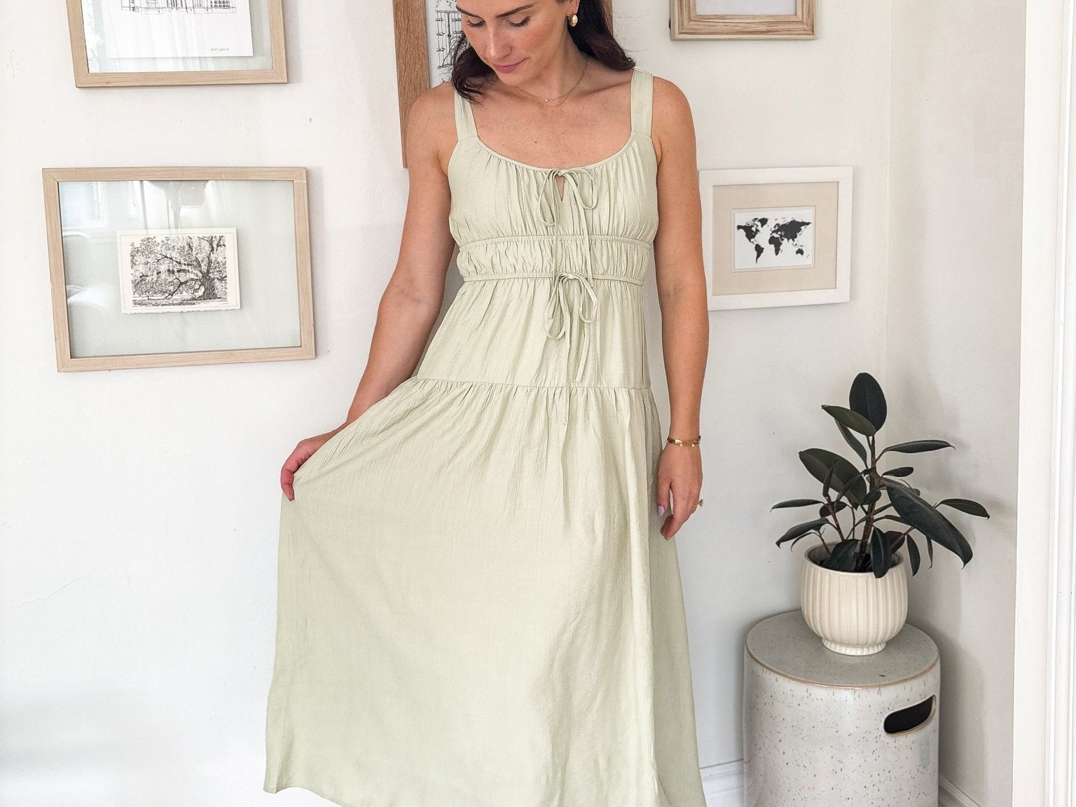 The Vanessa Front Tie Keyhole Detail Sleeveless Midi Dress - Love and Lee Apparel