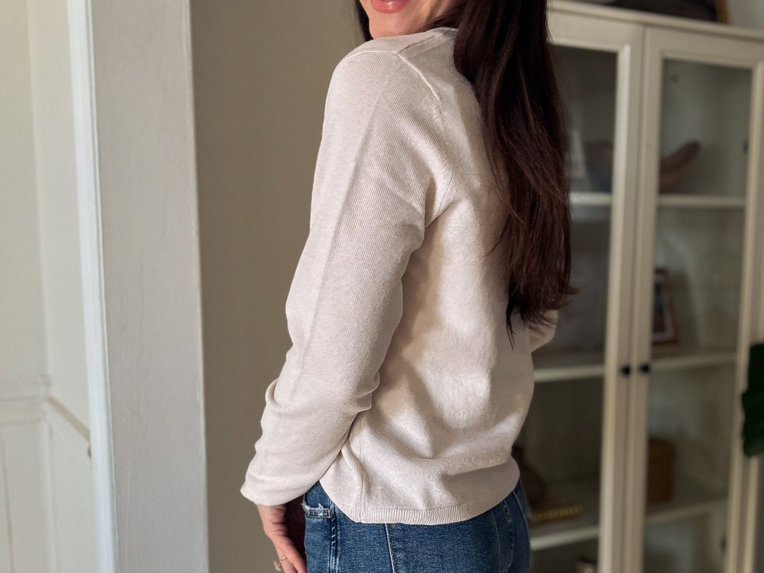 The Aurelie Long Sleeve V - Neck Knit Pullover Sweater - Love and Lee Apparel