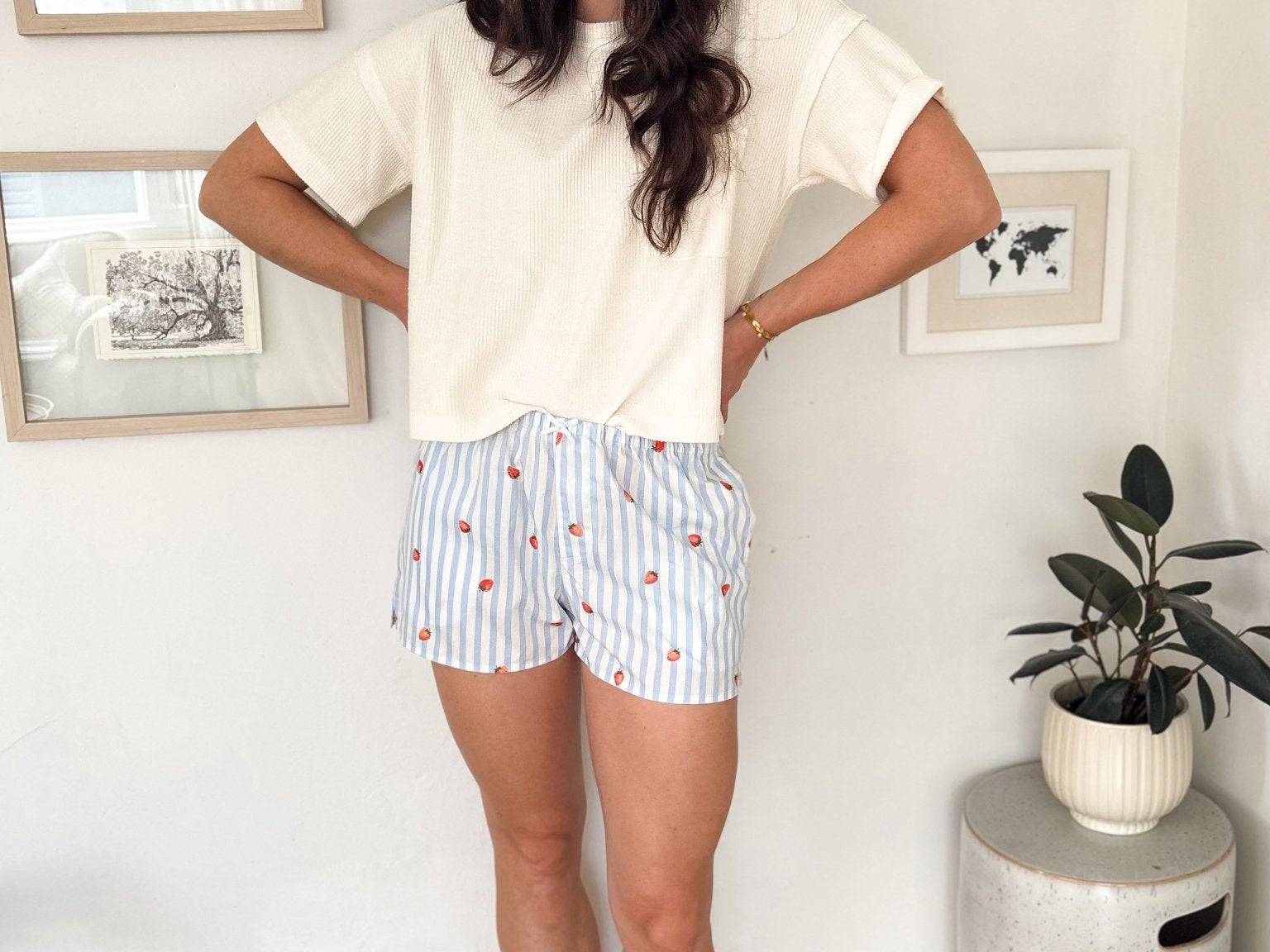 Strawberry Stripe Elastic Waist Bow Detail Shorts - Love and Lee Apparel