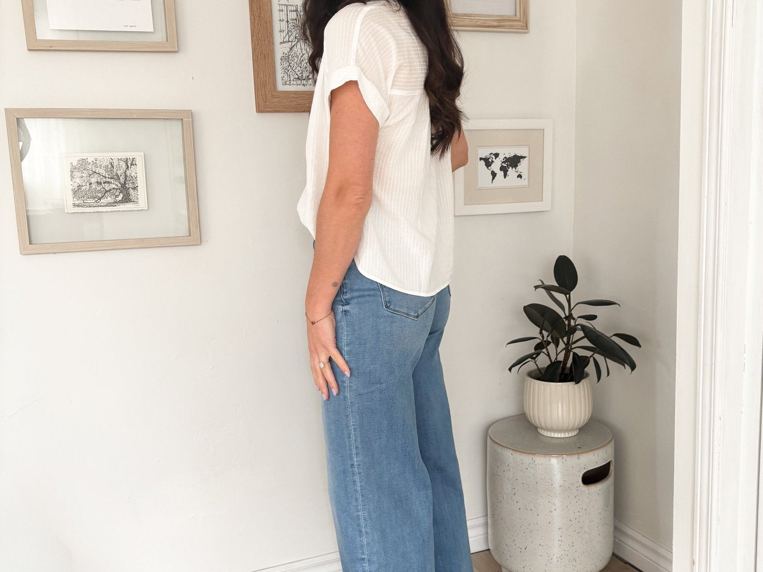 The Tori High Rise Medium Wash Frayed Hem Wide Leg Jeans - Love and Lee Apparel