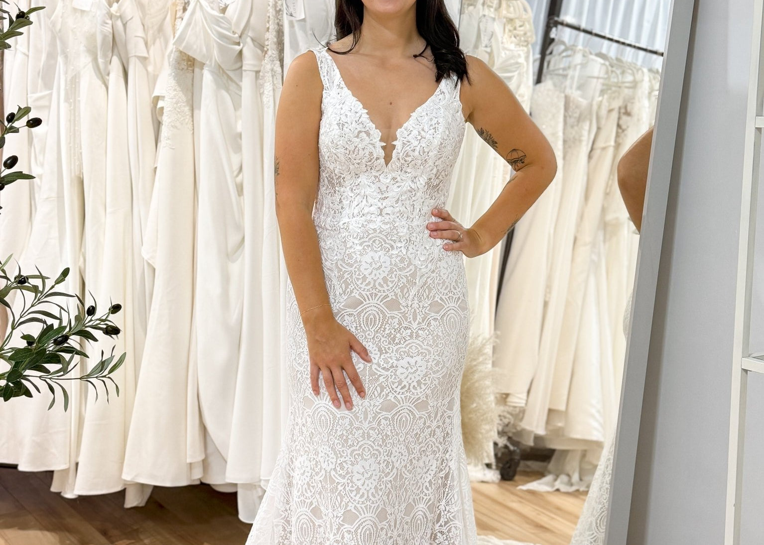 Robyn - Love and Lee Apparel