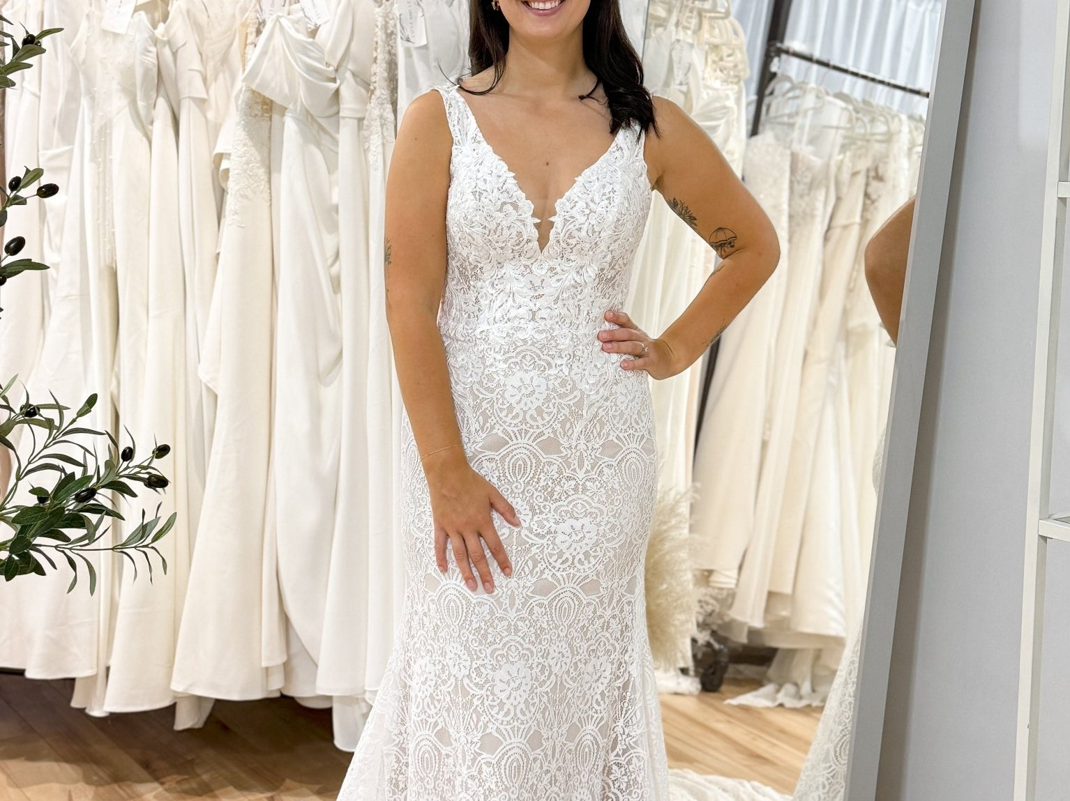 Robyn - Love and Lee Apparel