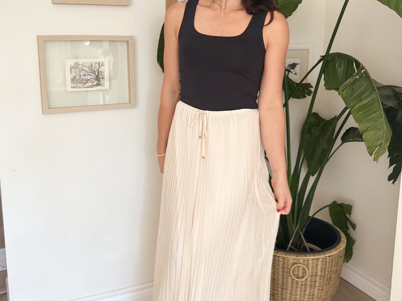 Tia High Waisted Pleated Skirt - Love and Lee Apparel