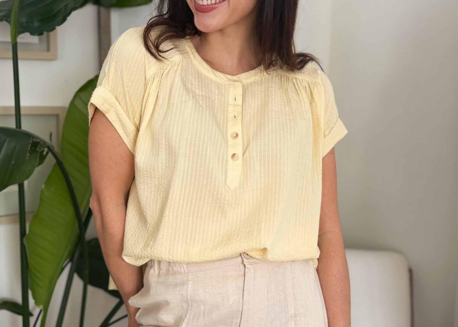 Sunny Short Sleeve Blouse - Love and Lee Apparel