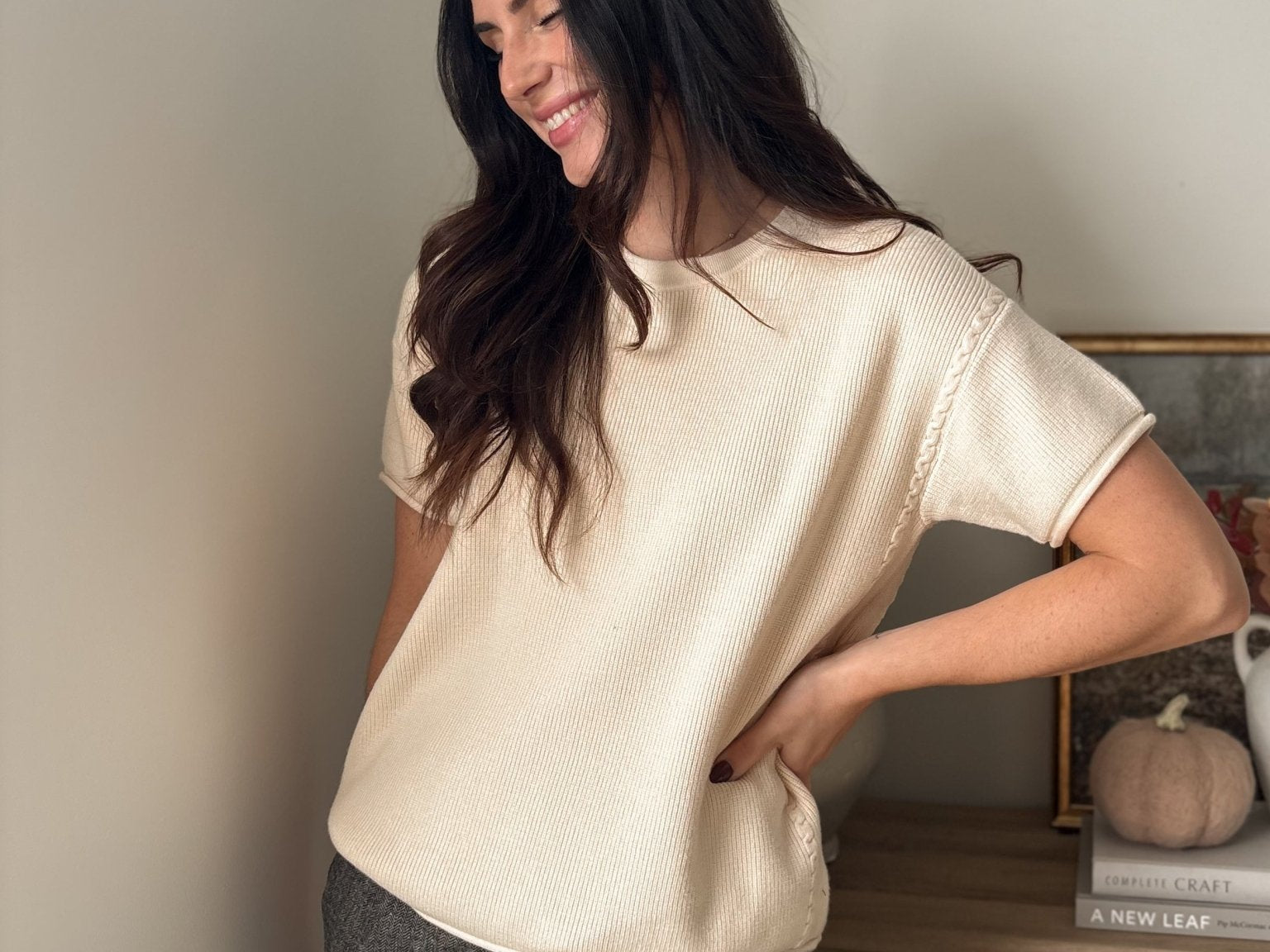 The 'FriendsGiving' Round Neck Short Sleeve Sweater - Love and Lee Apparel