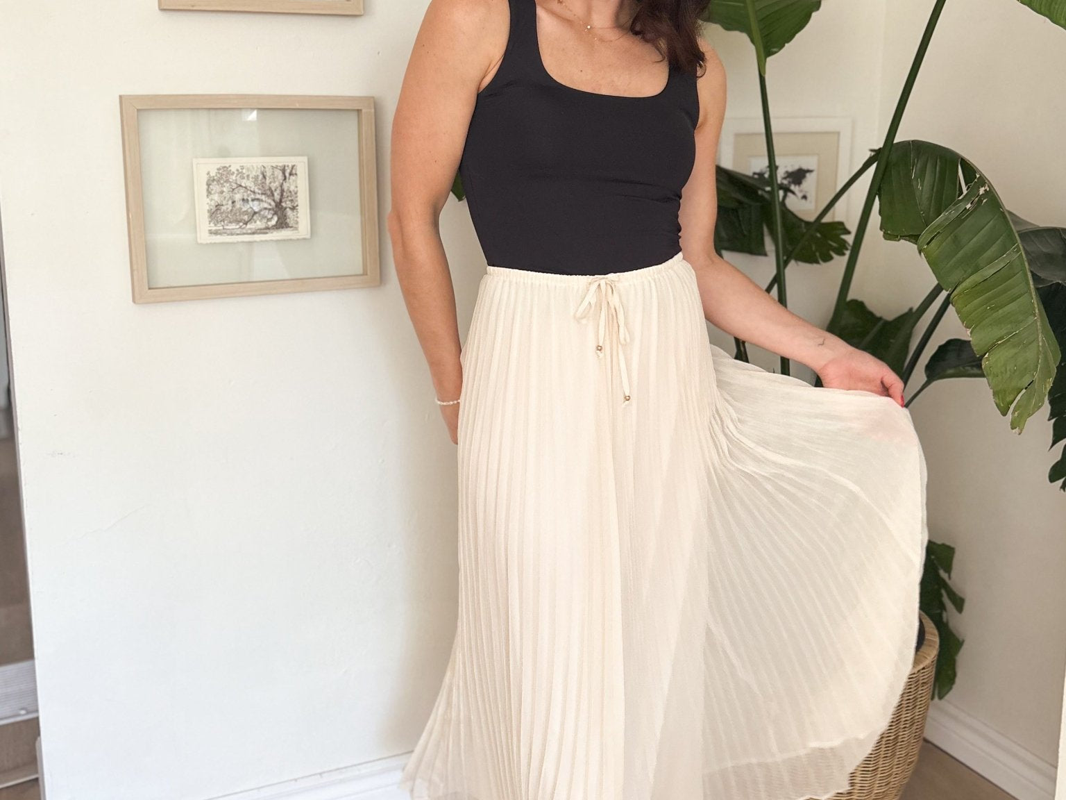 Tia High Waisted Pleated Skirt - Love and Lee Apparel
