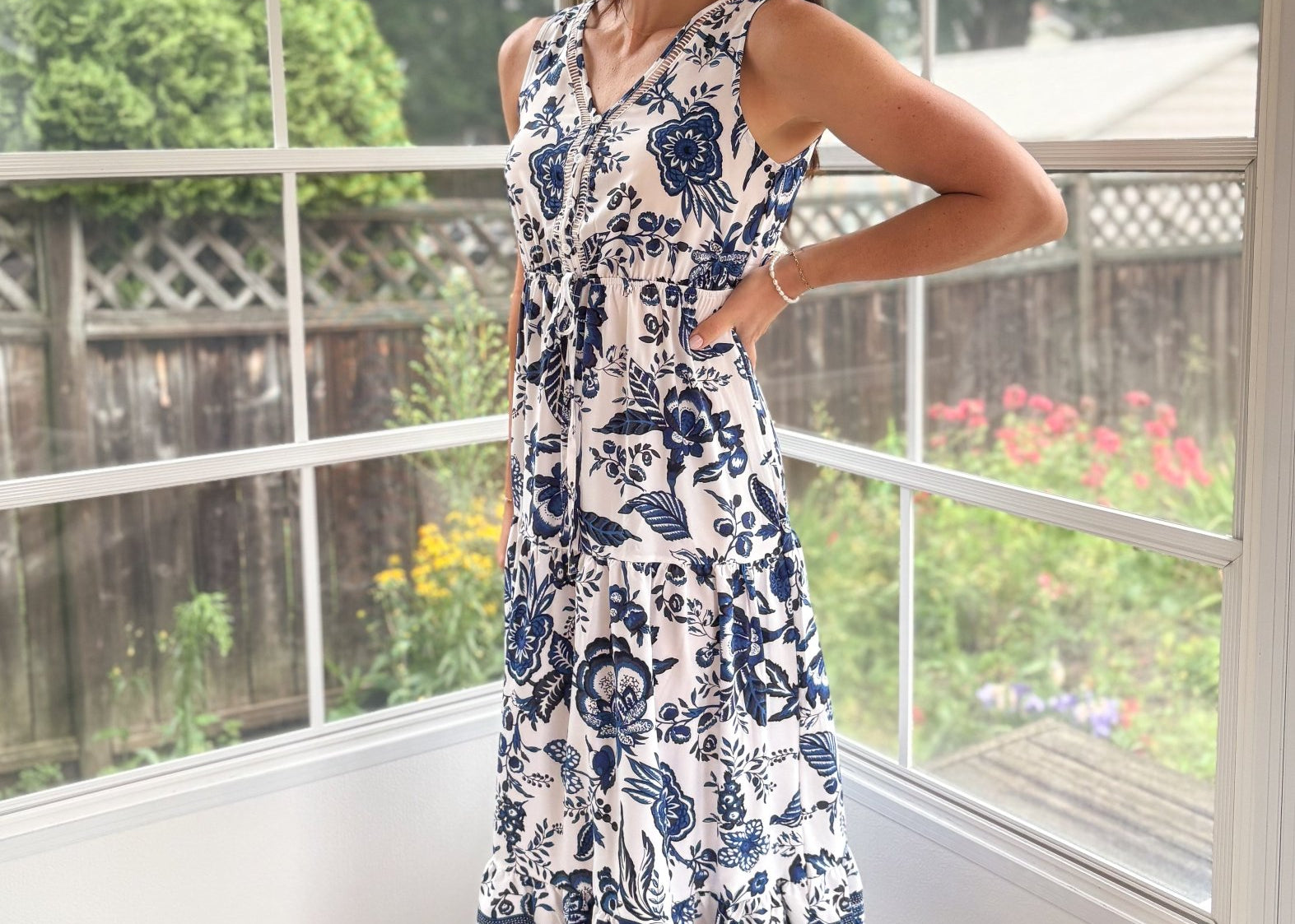 Eris V-Neck Sleeveless Midi Dress - Love and Lee Apparel