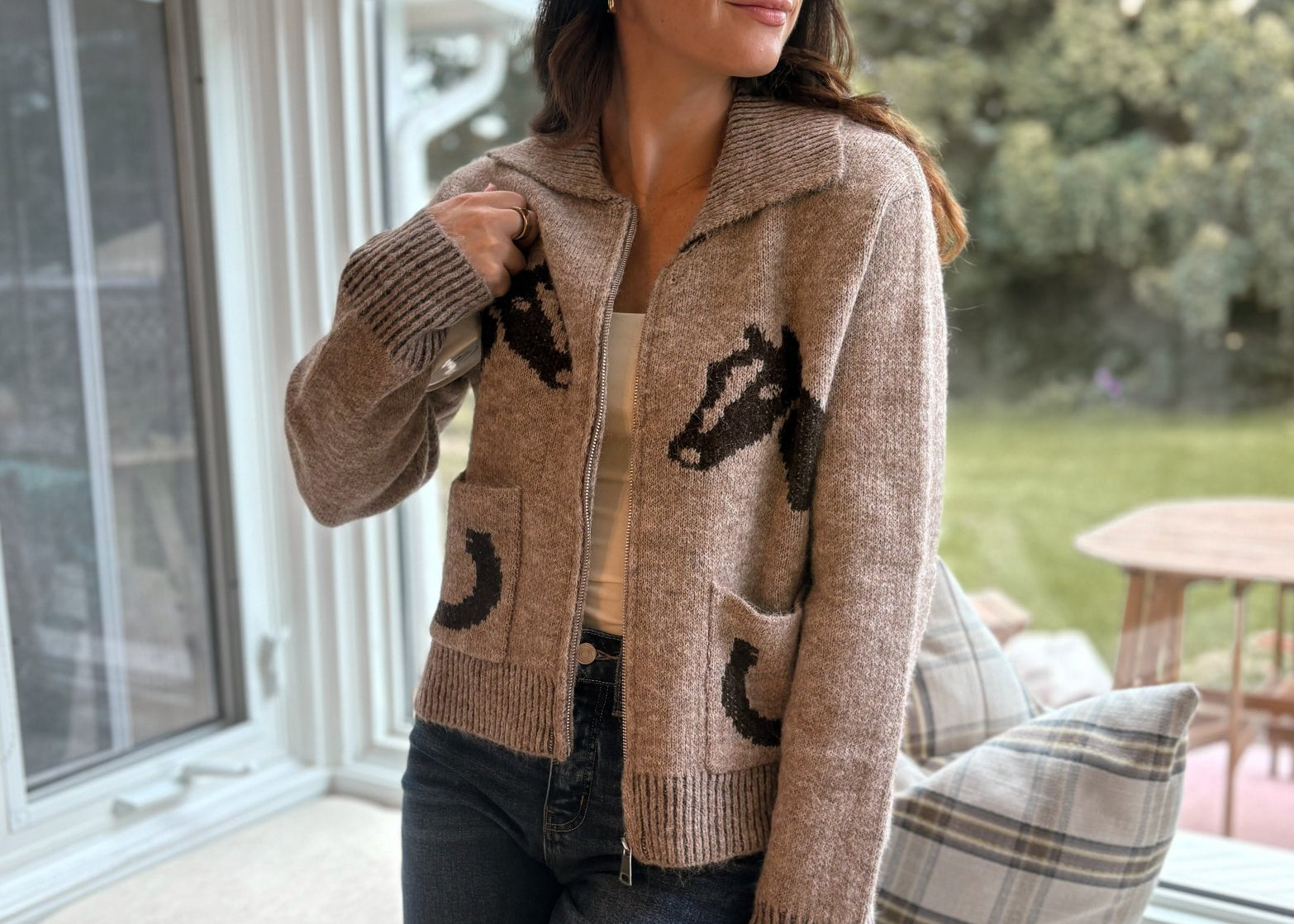 The Cotswold Jacquard Collared Zip-Up Knit Cardigan - Love and Lee Apparel