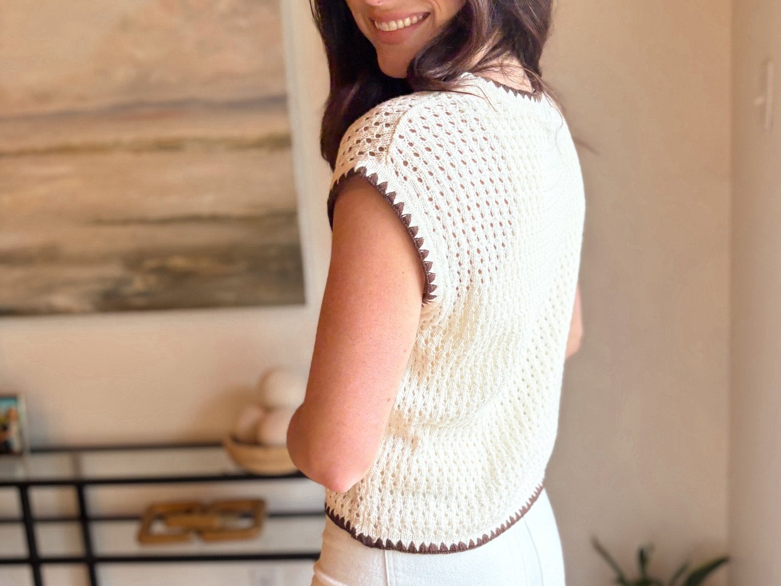 Sandy Contrast Stitch Trim Short Sleeve Top - Love and Lee Apparel