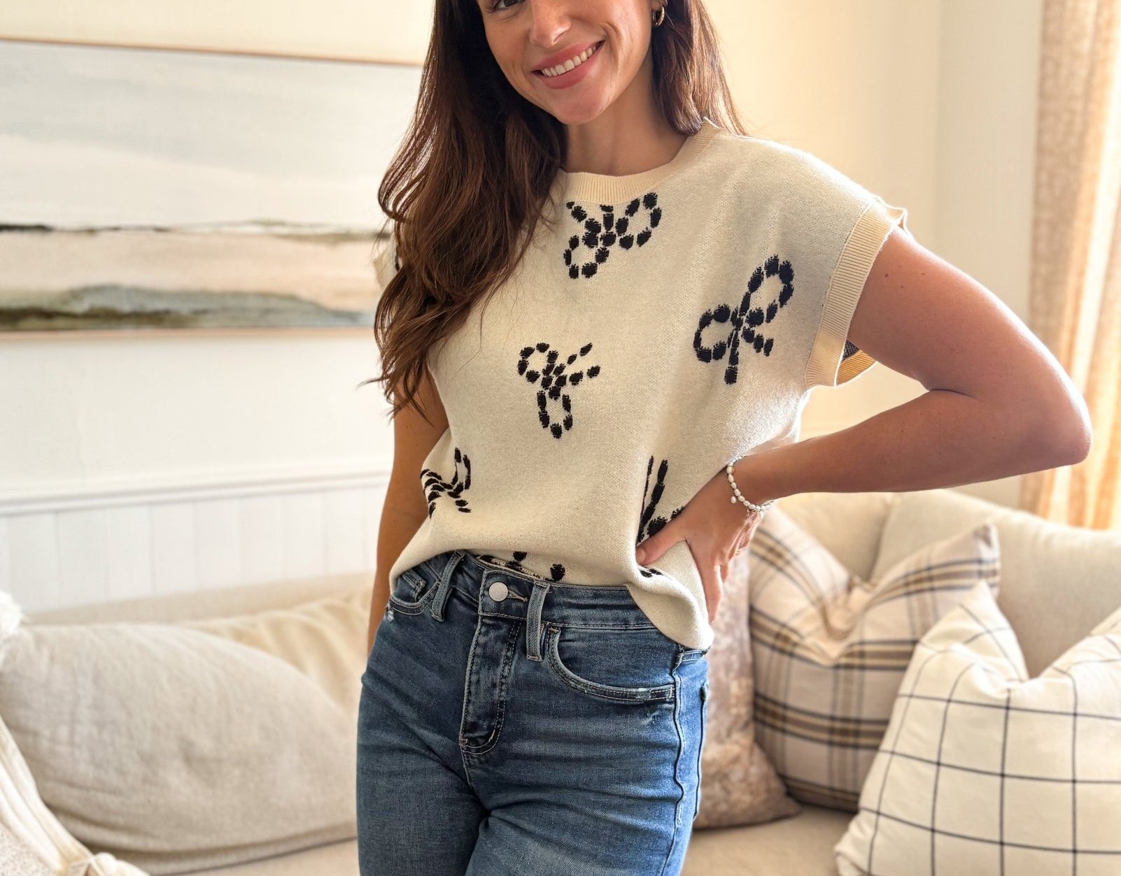 The Bernie Round Neck Short Sleeve Bow Knit Sweater in Ivory - Love and Lee Apparel