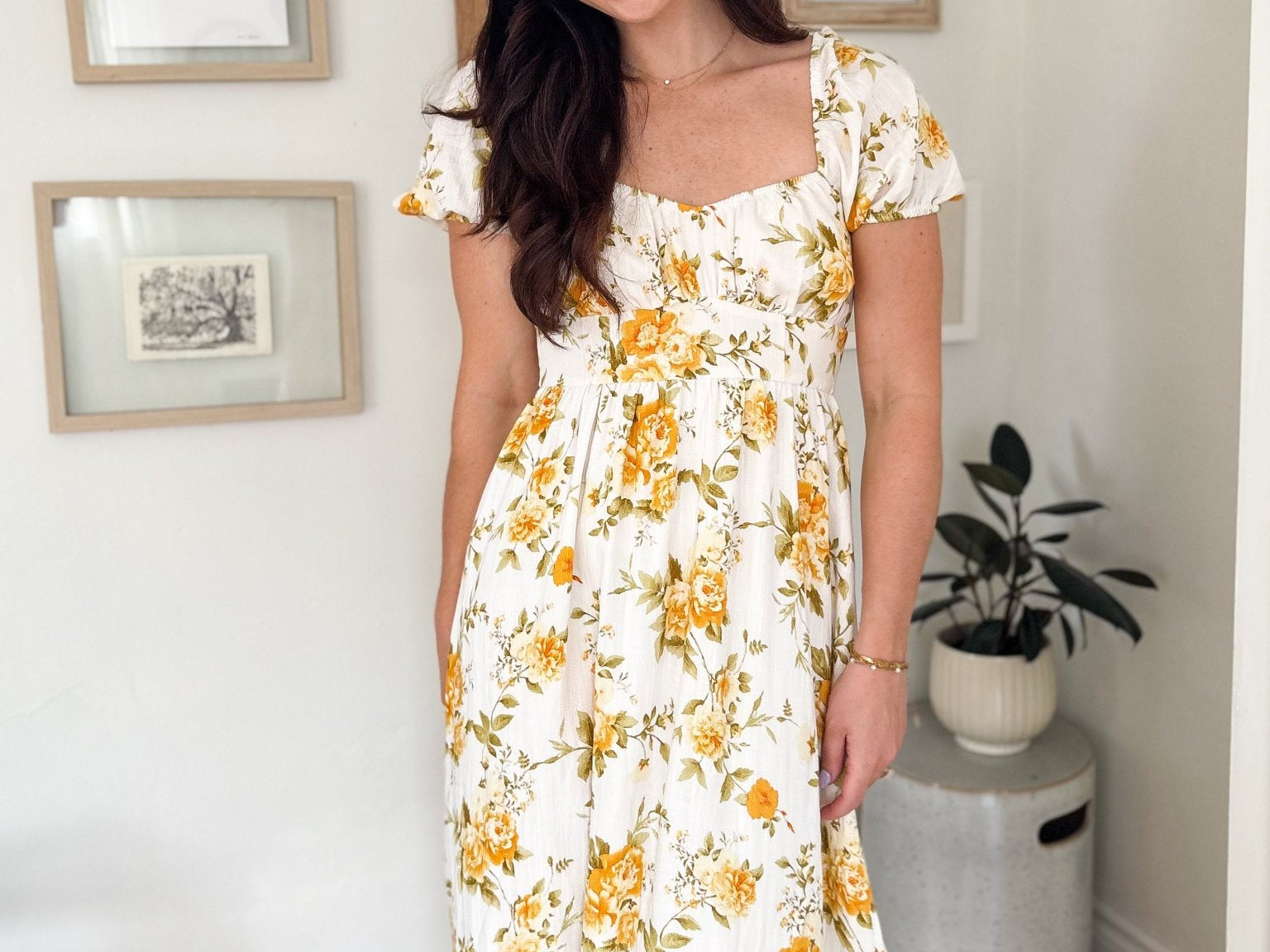 The Irene Floral Ruched Bust Puff Sleeve Midi Dress - Love and Lee Apparel