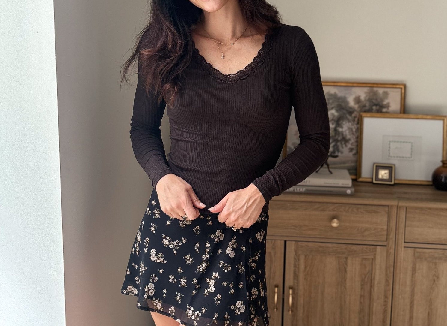 The Sara Shari Long Sleeve V-Neck Top - Love and Lee Apparel