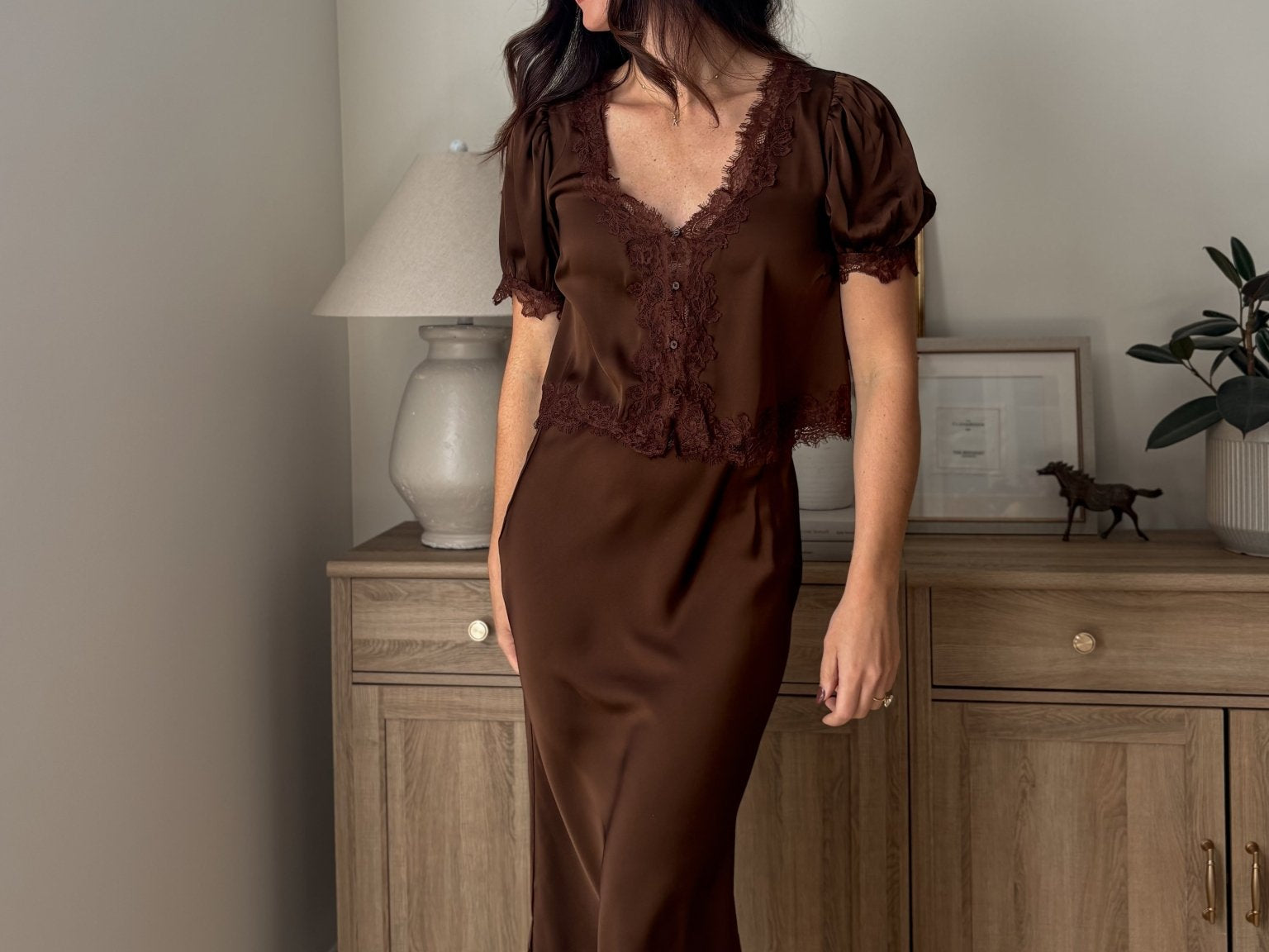 The 'Harvest Gathering' Satin Lace Hem Slip-On Pencil Skirt - Love and Lee Apparel