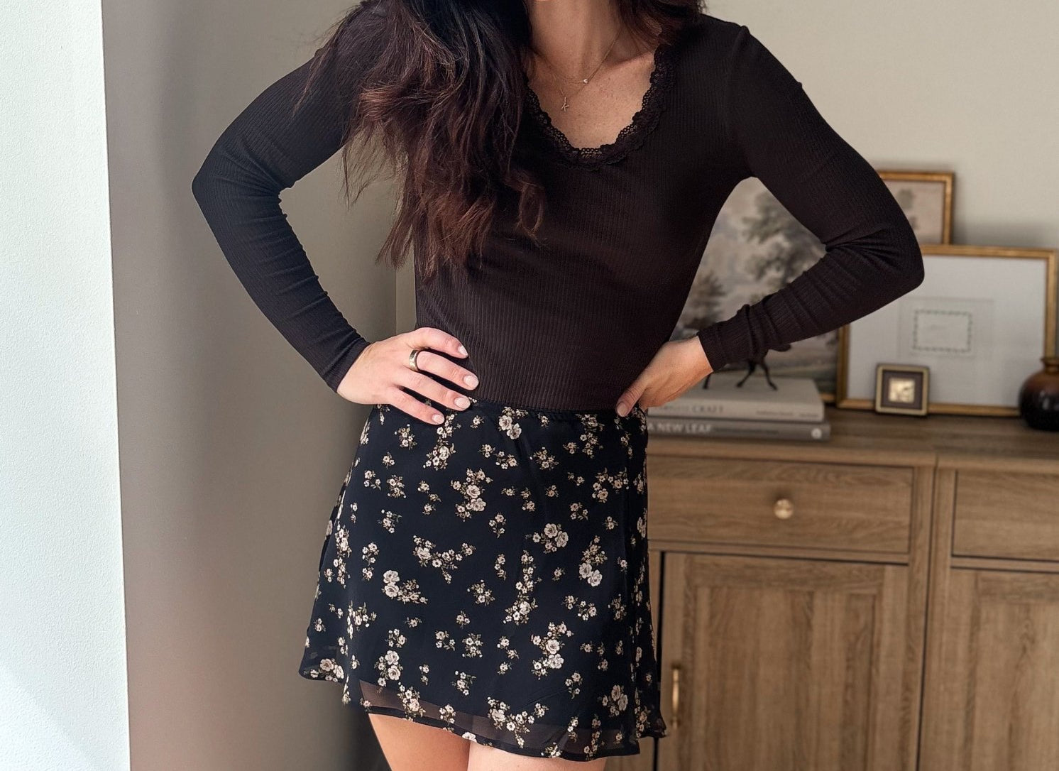 The Baylor Floral Print Elastic Lace Trim Mini Skirt in Black - Love and Lee Apparel