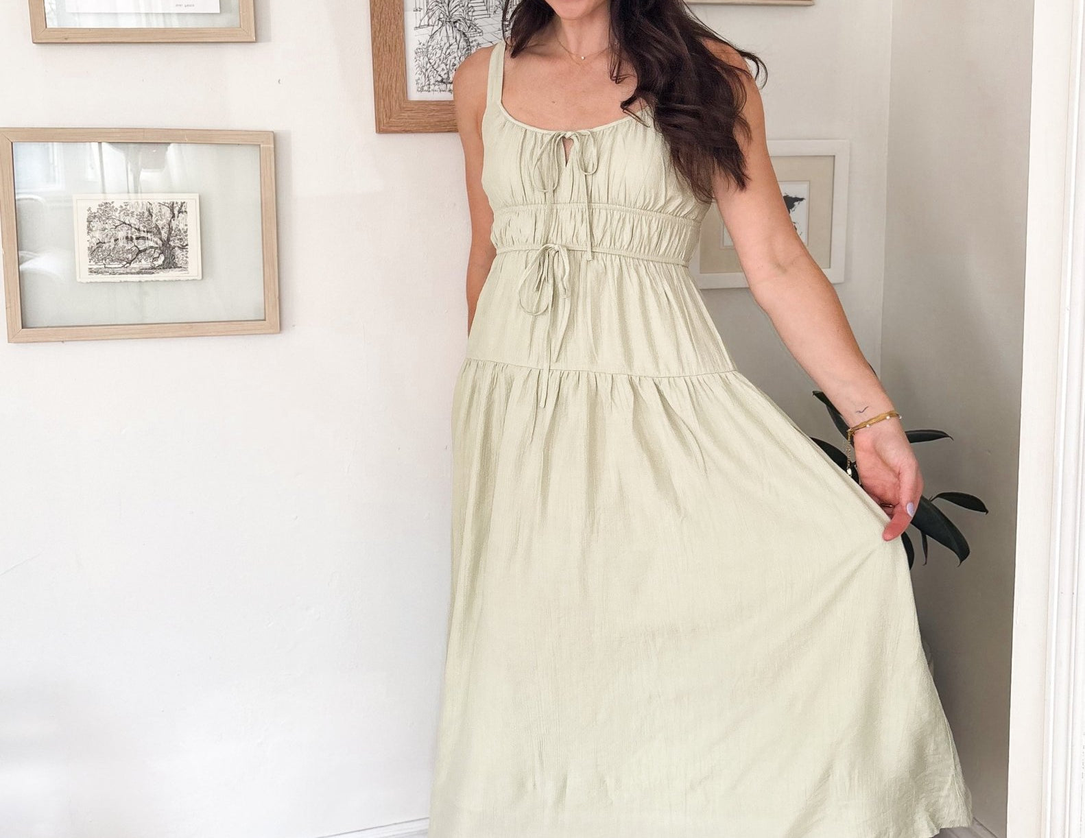 The Vanessa Front Tie Keyhole Detail Sleeveless Midi Dress - Love and Lee Apparel