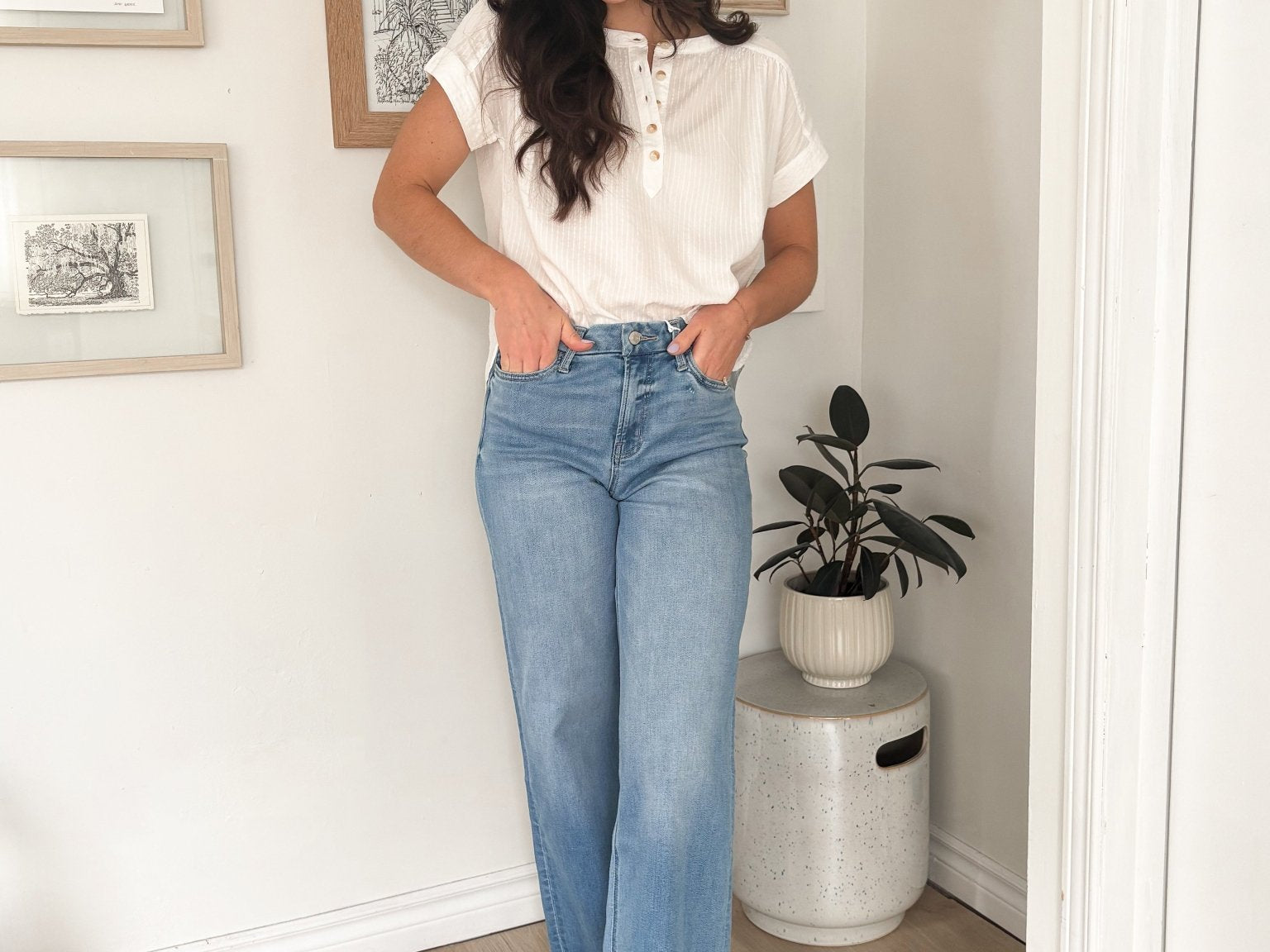 The Tori High Rise Medium Wash Frayed Hem Wide Leg Jeans - Love and Lee Apparel