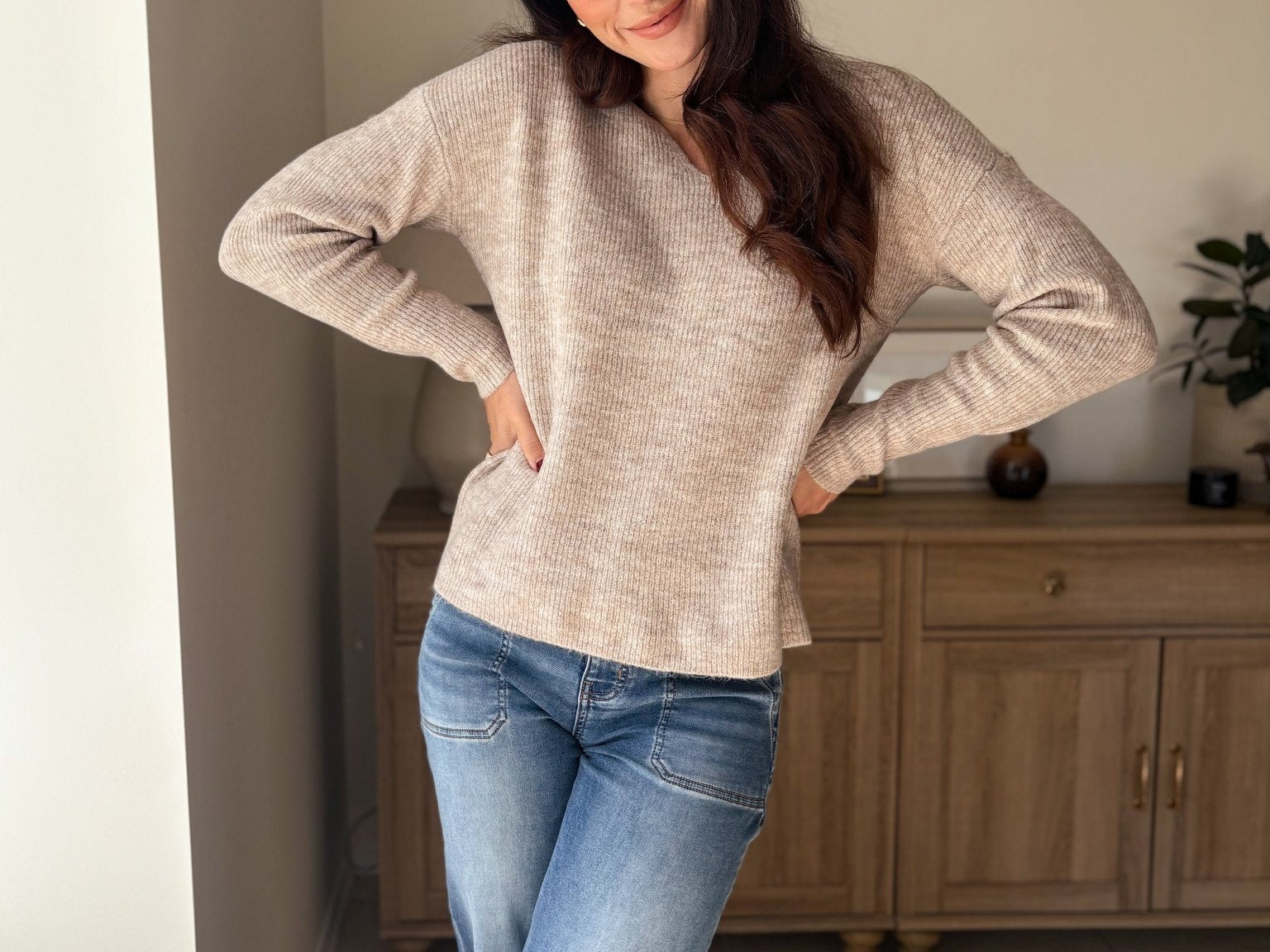 Camilla V-Neck Long Sleeve Knitted pullover - Love and Lee Apparel