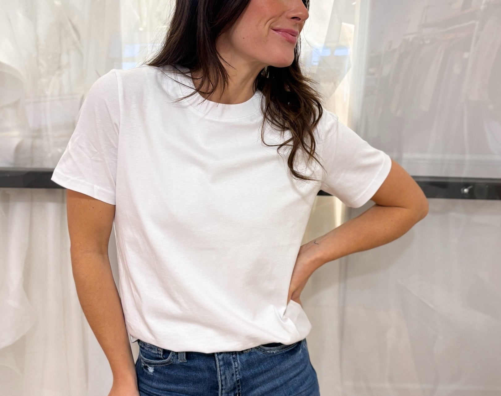 The Monja Basic White T-shirt - Love and Lee Apparel