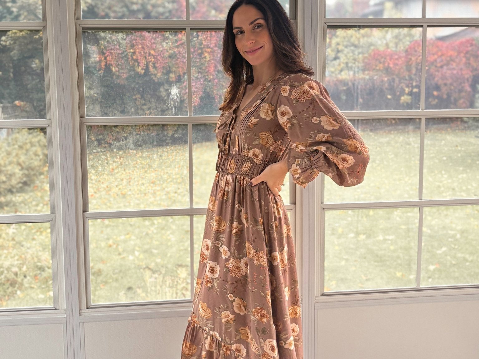 The 'Cinnamon Social' Floral V-Neck Long Sleeve Midi Dress in Mocha - Love and Lee Apparel