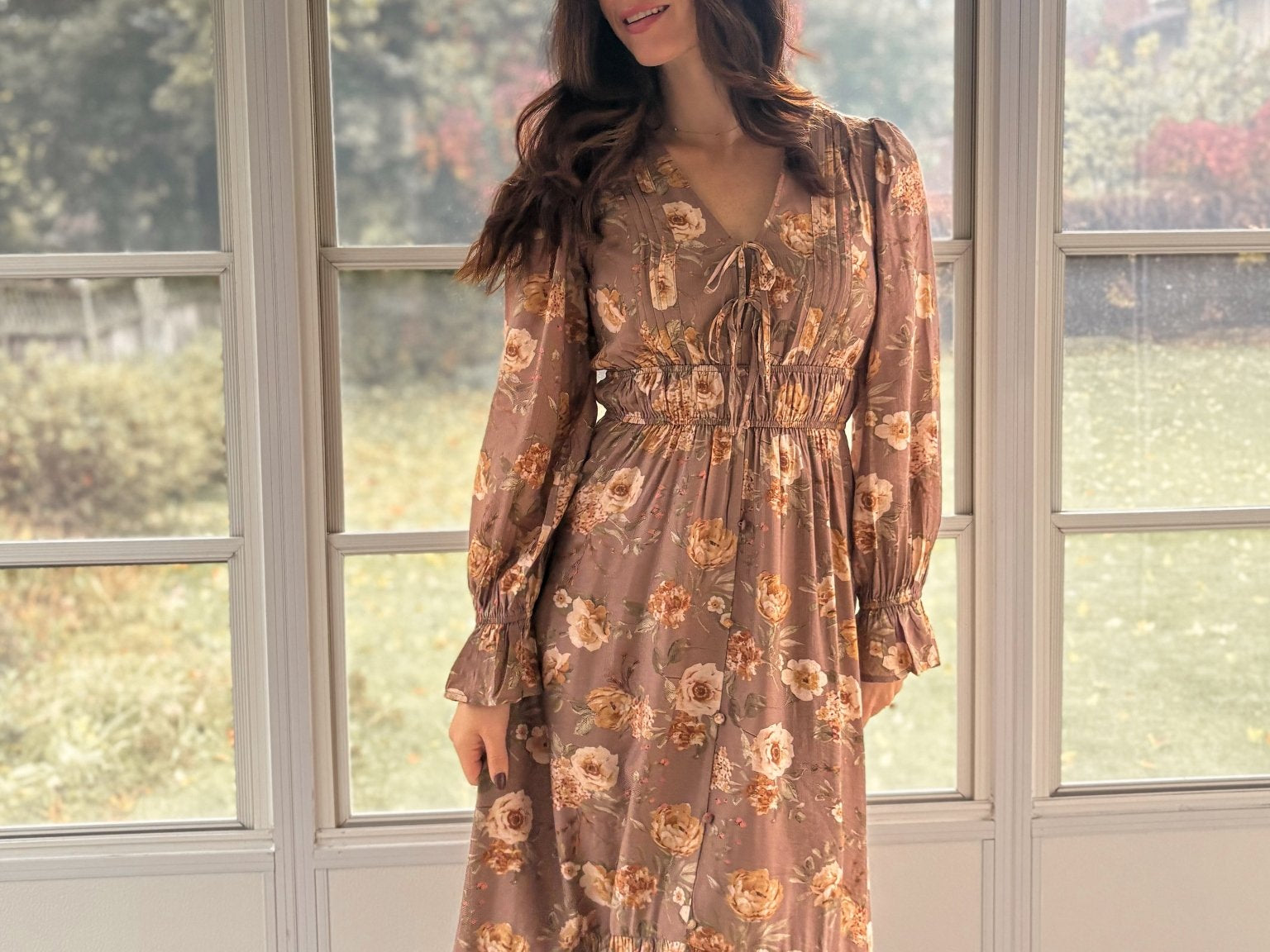 The 'Cinnamon Social' Floral V-Neck Long Sleeve Midi Dress in Mocha - Love and Lee Apparel