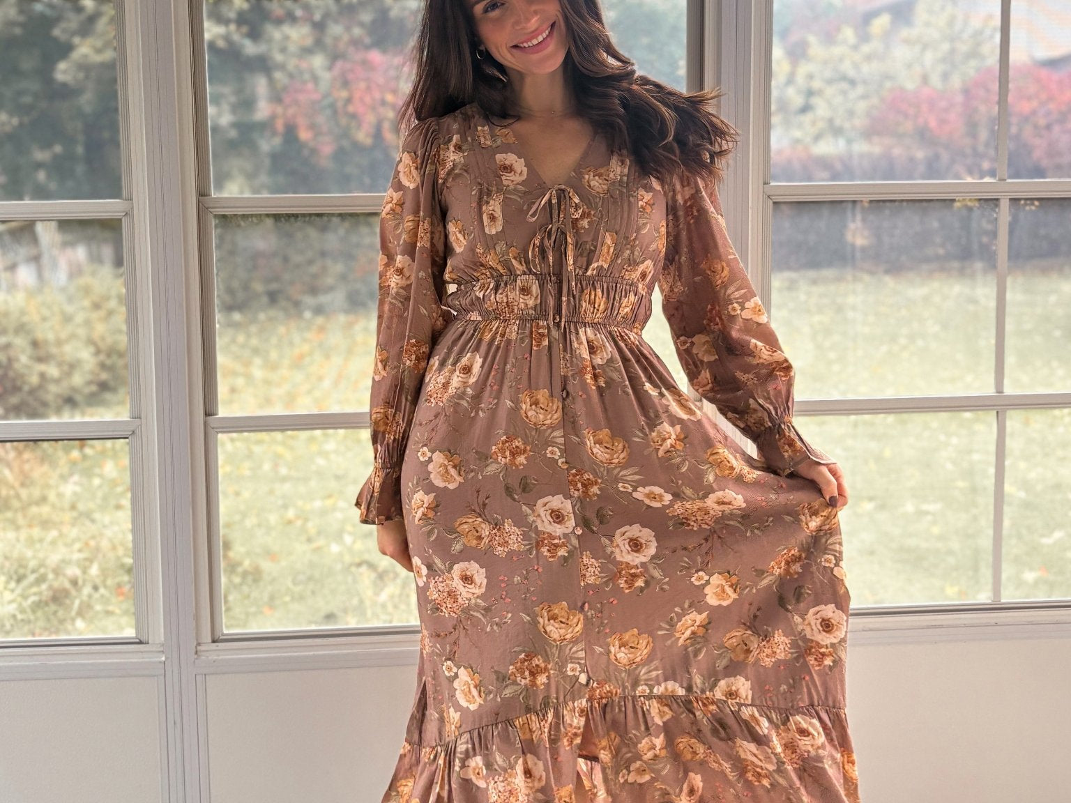 The 'Cinnamon Social' Floral V-Neck Long Sleeve Midi Dress in Mocha - Love and Lee Apparel