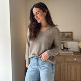 The 'Slow Morning' Knitted Long Sleeve V-Neck Pullover - Love and Lee Apparel