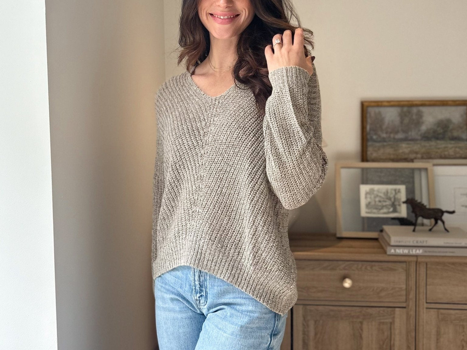 The 'Slow Morning' Knitted Long Sleeve V-Neck Pullover - Love and Lee Apparel
