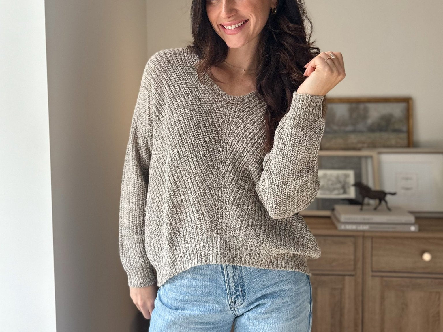 The 'Slow Morning' Knitted Long Sleeve V-Neck Pullover - Love and Lee Apparel