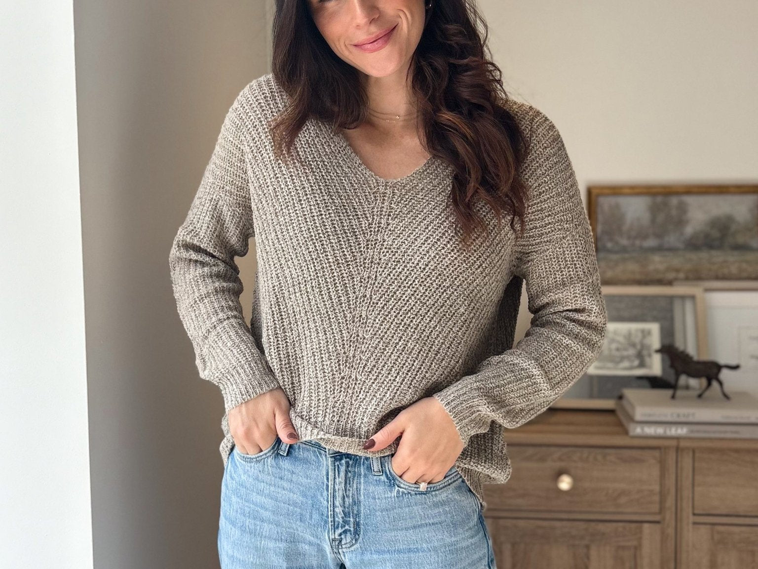 The 'Slow Morning' Knitted Long Sleeve V-Neck Pullover - Love and Lee Apparel