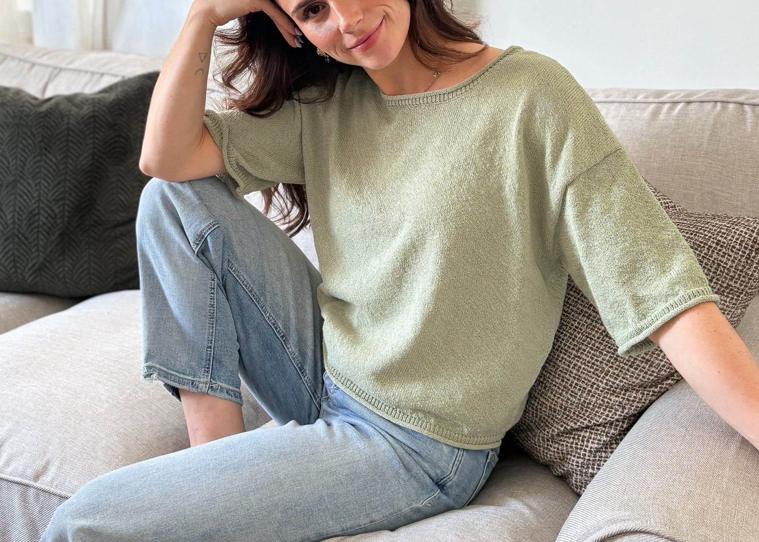The Yasmine Raw Edge Boxy Short Sleeve Knit Sweater - Love and Lee Apparel
