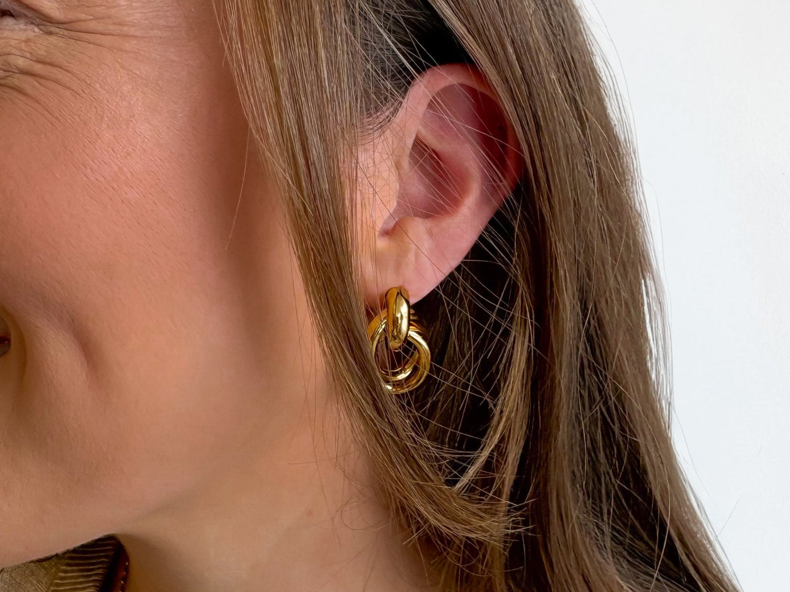 Double Twist Hoops Studs Earrings - 18K Gold Dipped - Love and Lee Apparel