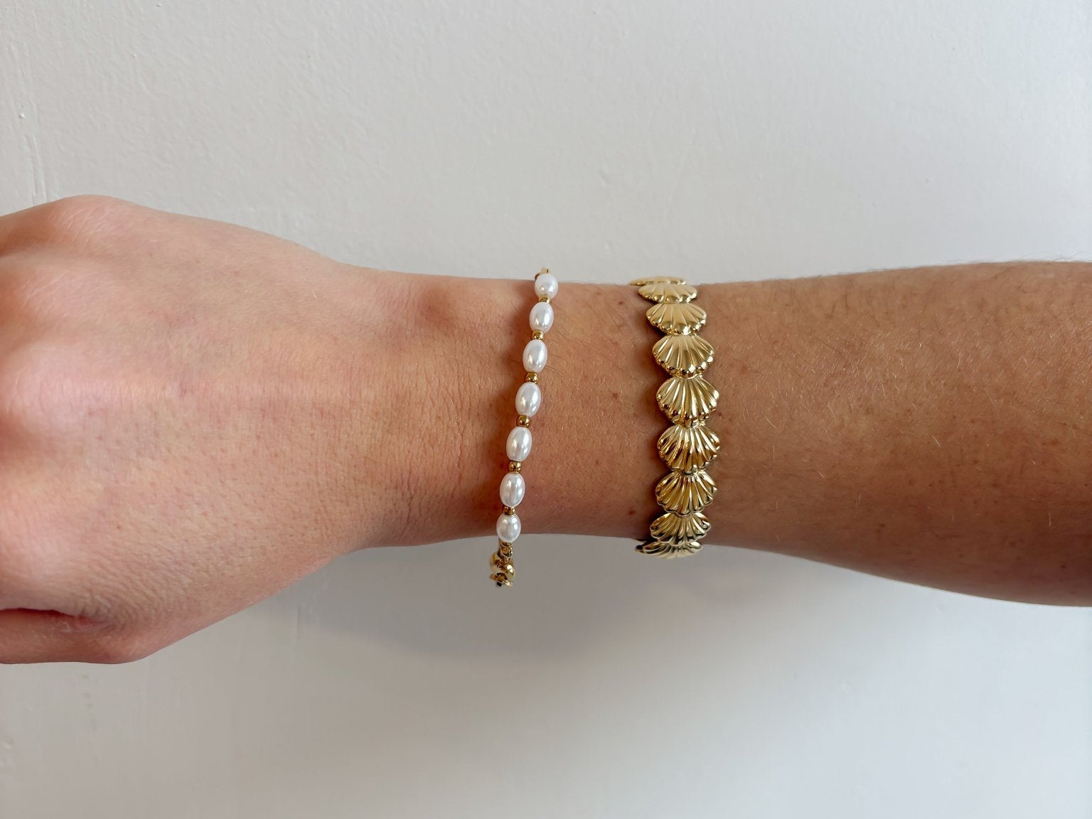 Mixed Chain Double Link and Pearl Bracelet 18K Gold Plated Steel - Love and Lee Apparel